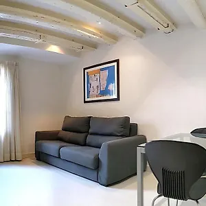  Apartment Classbedroom Gothic Ramblas